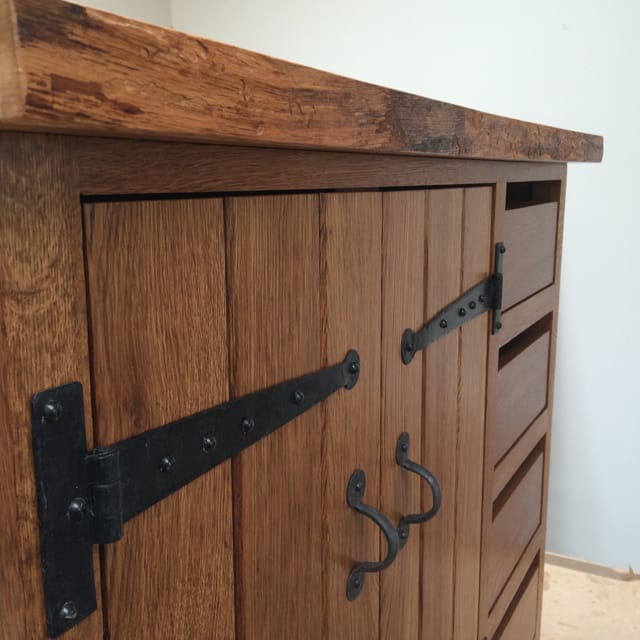 Brown Oak Kitchen Unit