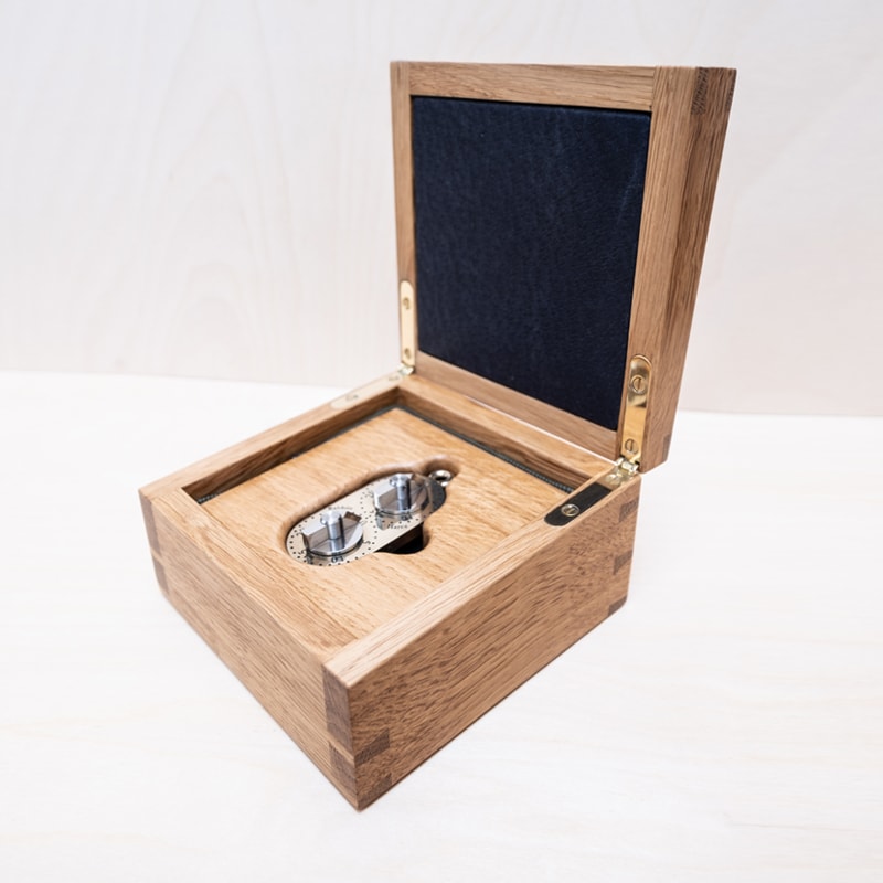 Game counter box